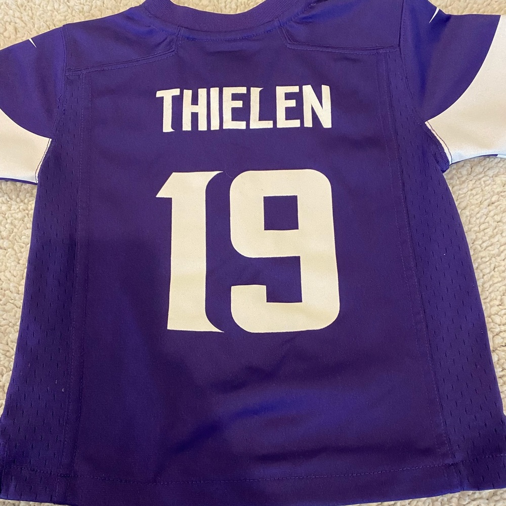 Minnesota Vikings Jersey - Adam Thielen